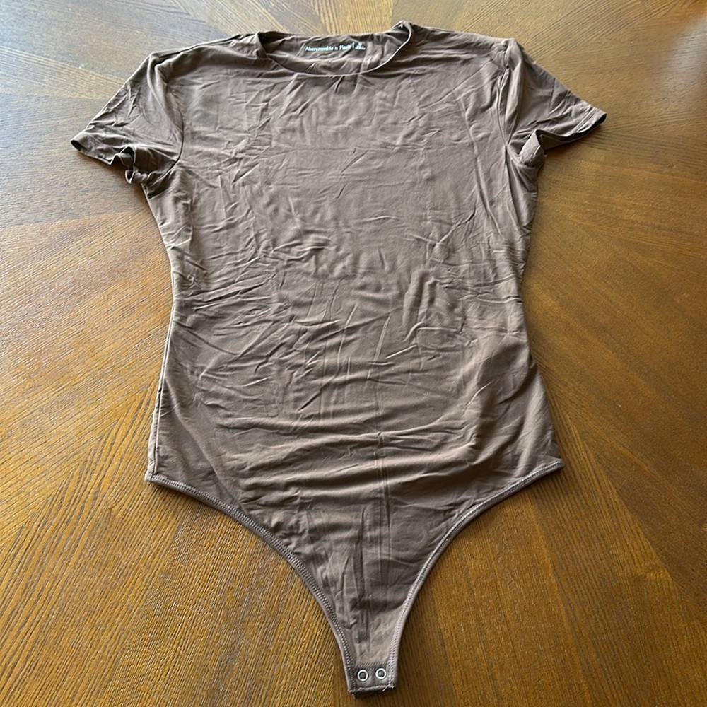 Abercrombie & Fitch Brown Crewneck Bodysuit